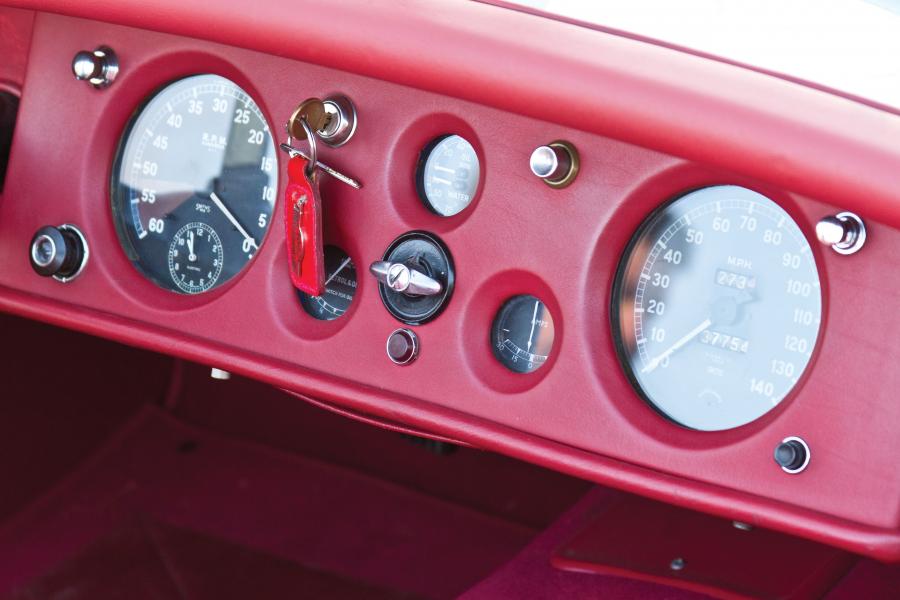  Jaguar XK120 Alloy Roadster 1950 года  (фото 10 из 23)